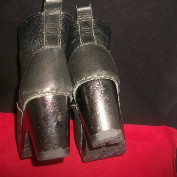 Sven No. 6 Store Black Leather Shearling Lined Handmade Pull-On Clog Boots - Picture 8 of 9